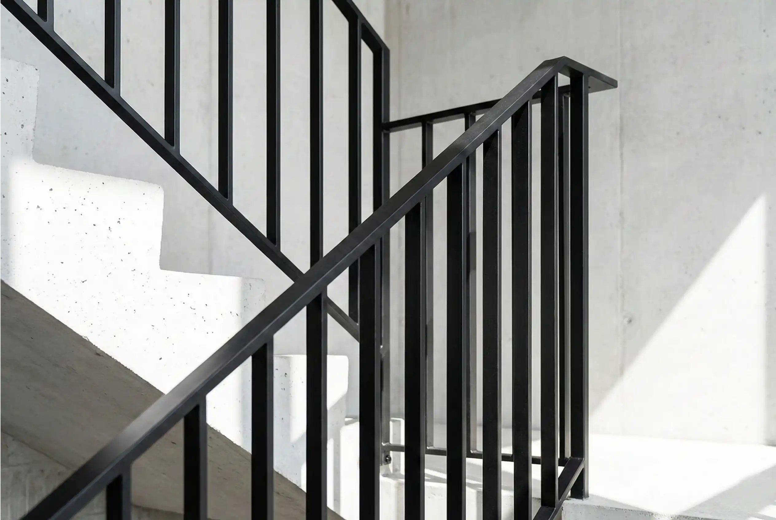 Barandilla de hierro negro moderna estilo industrial